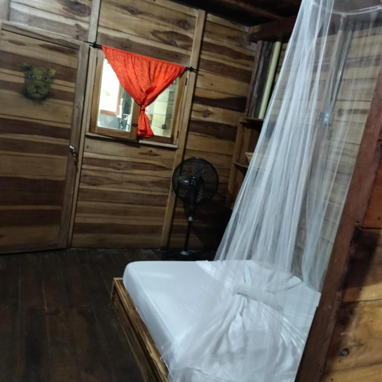 The Mompe Beach Hostal La Poza Ngoại thất bức ảnh