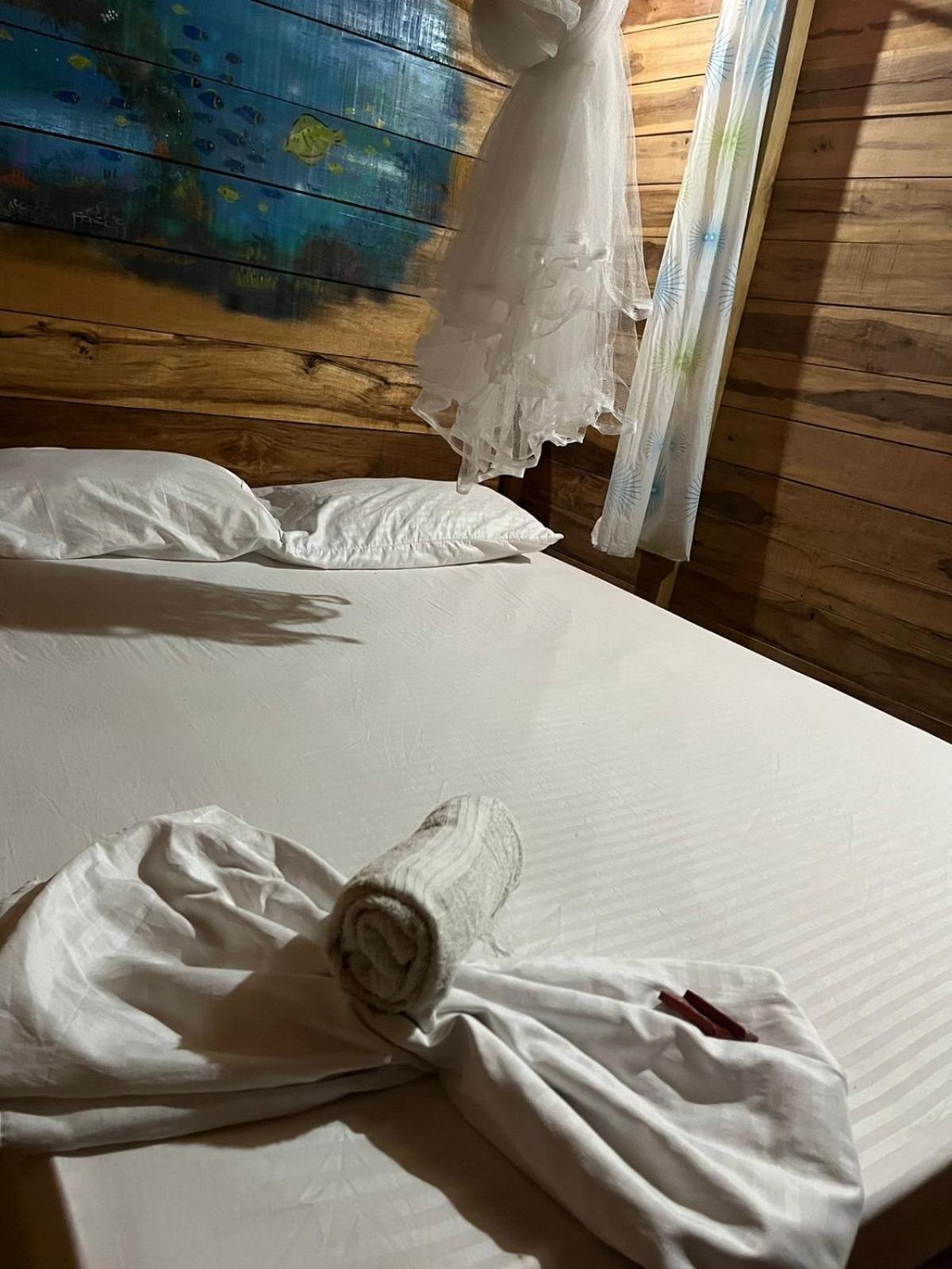 The Mompe Beach Hostal La Poza Ngoại thất bức ảnh