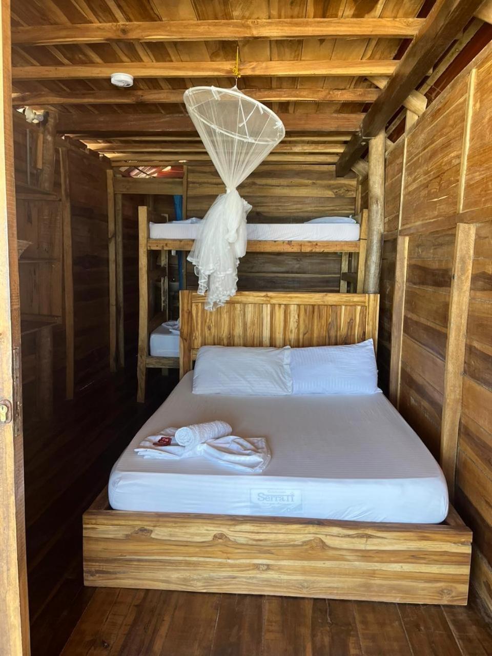 The Mompe Beach Hostal La Poza Ngoại thất bức ảnh
