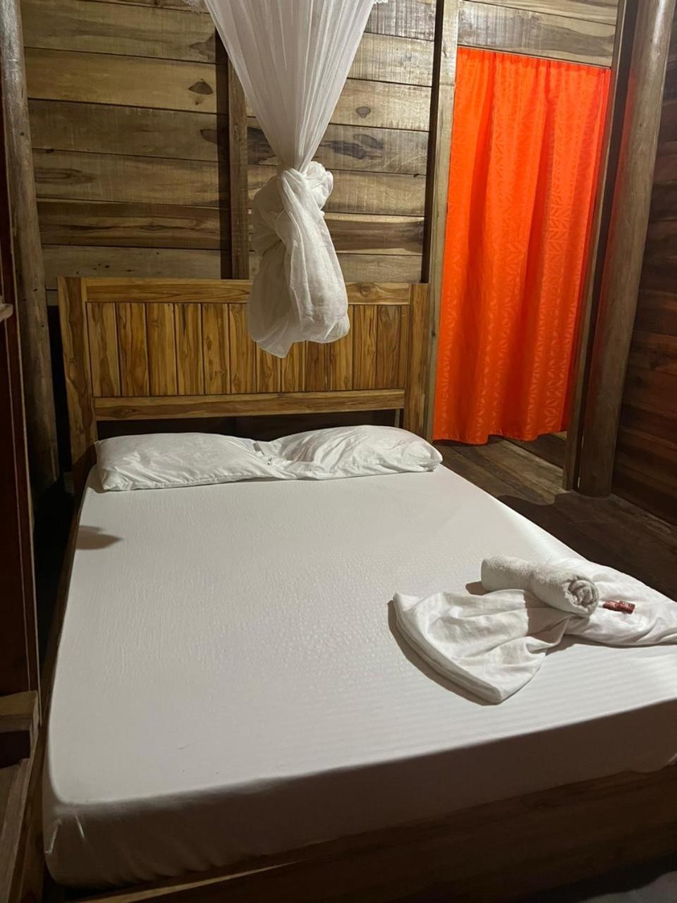 The Mompe Beach Hostal La Poza Ngoại thất bức ảnh