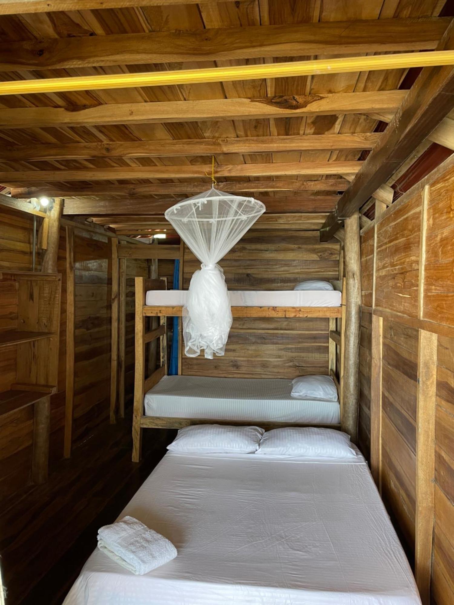 The Mompe Beach Hostal La Poza Ngoại thất bức ảnh