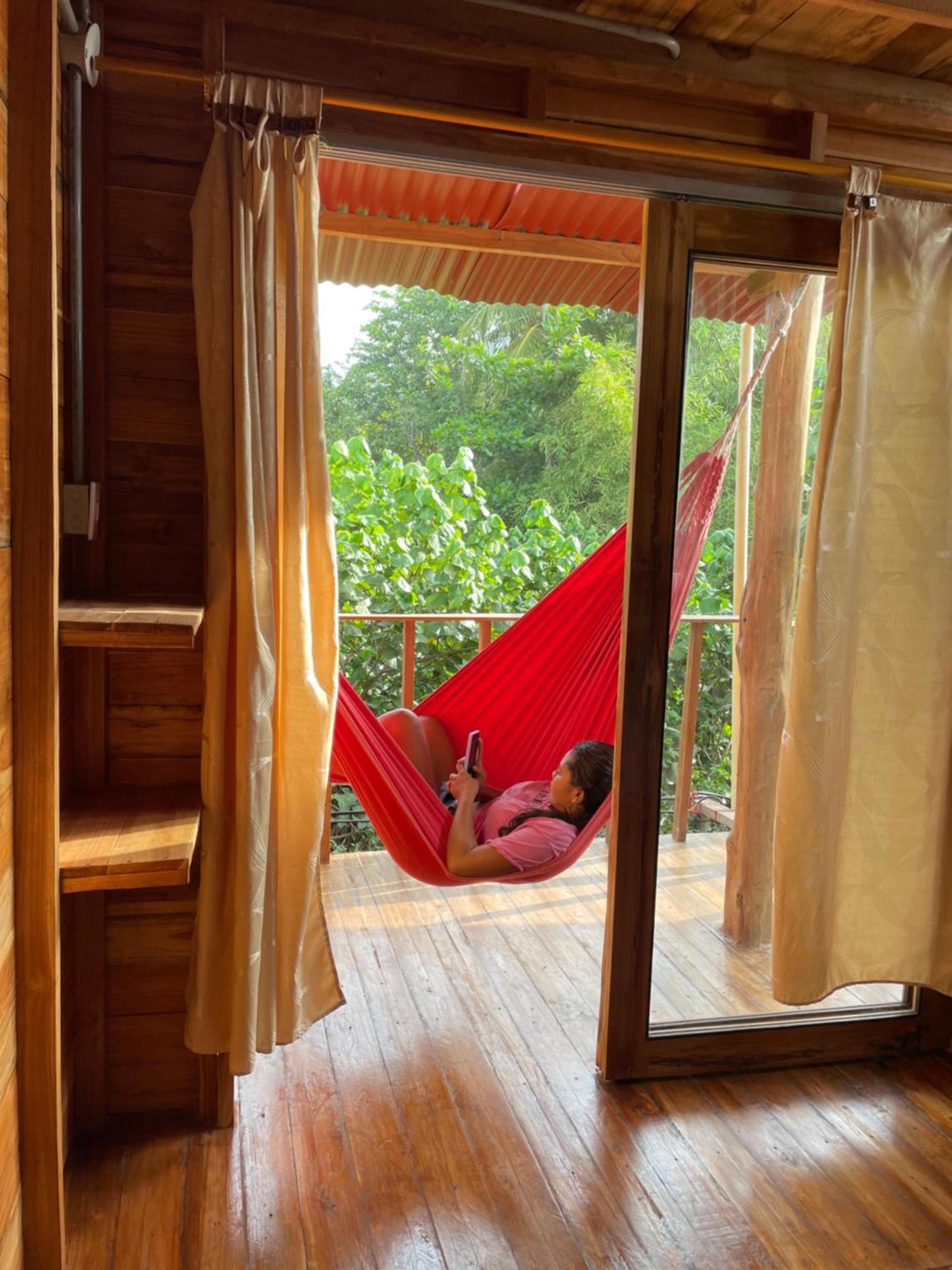 The Mompe Beach Hostal La Poza Ngoại thất bức ảnh