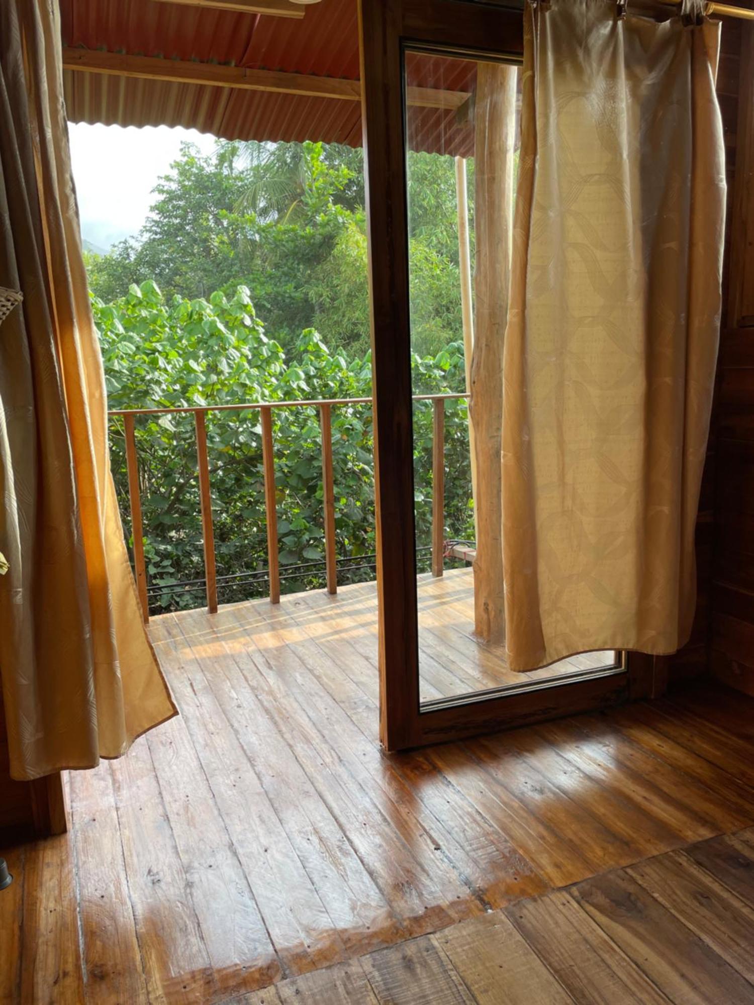 The Mompe Beach Hostal La Poza Ngoại thất bức ảnh