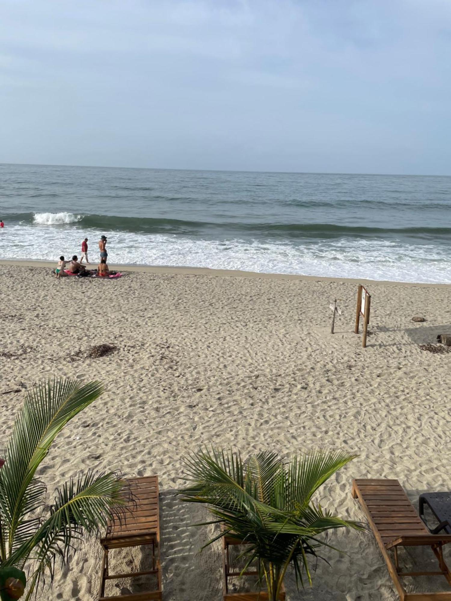 The Mompe Beach Hostal La Poza Ngoại thất bức ảnh