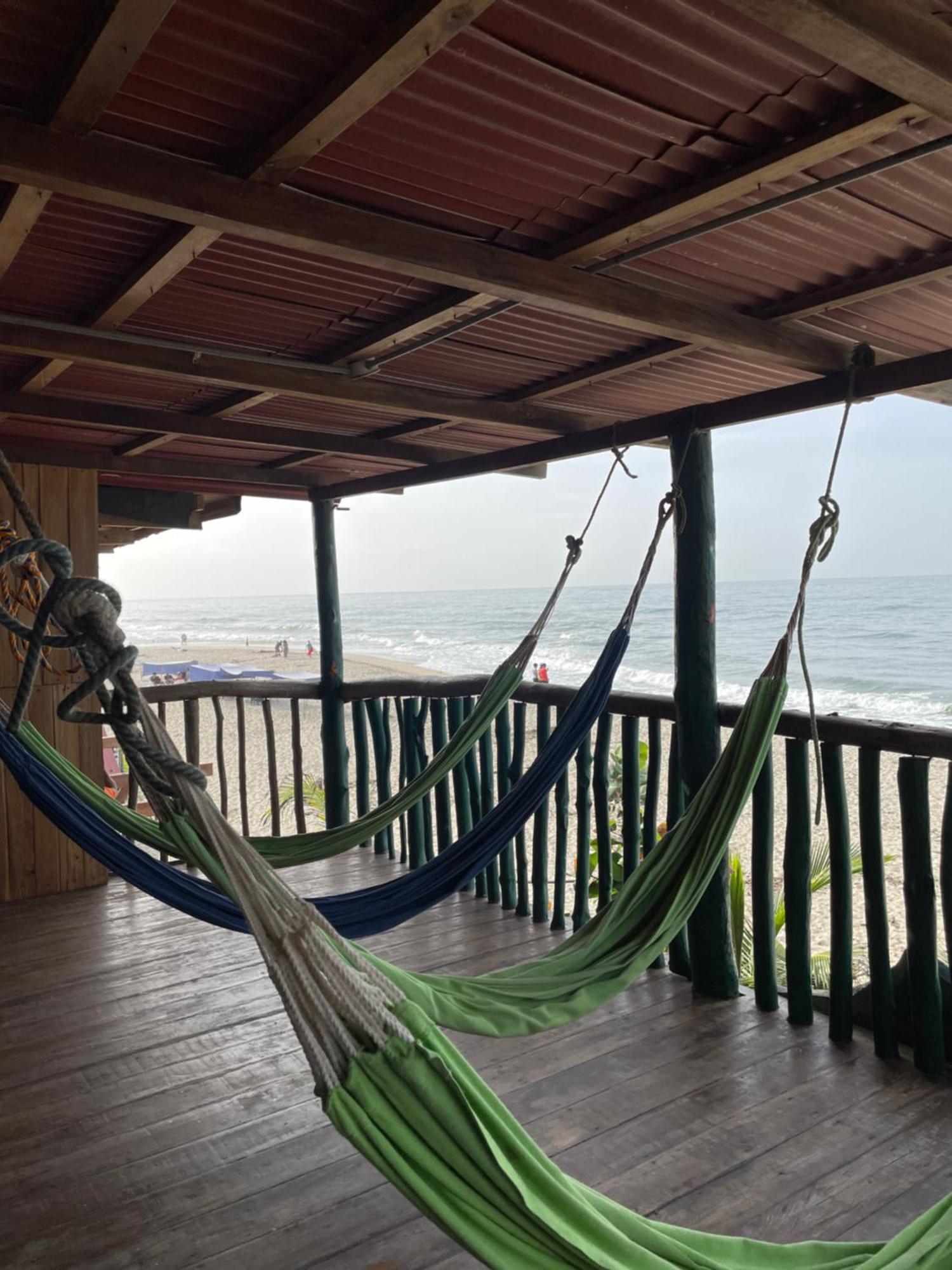 The Mompe Beach Hostal La Poza Ngoại thất bức ảnh