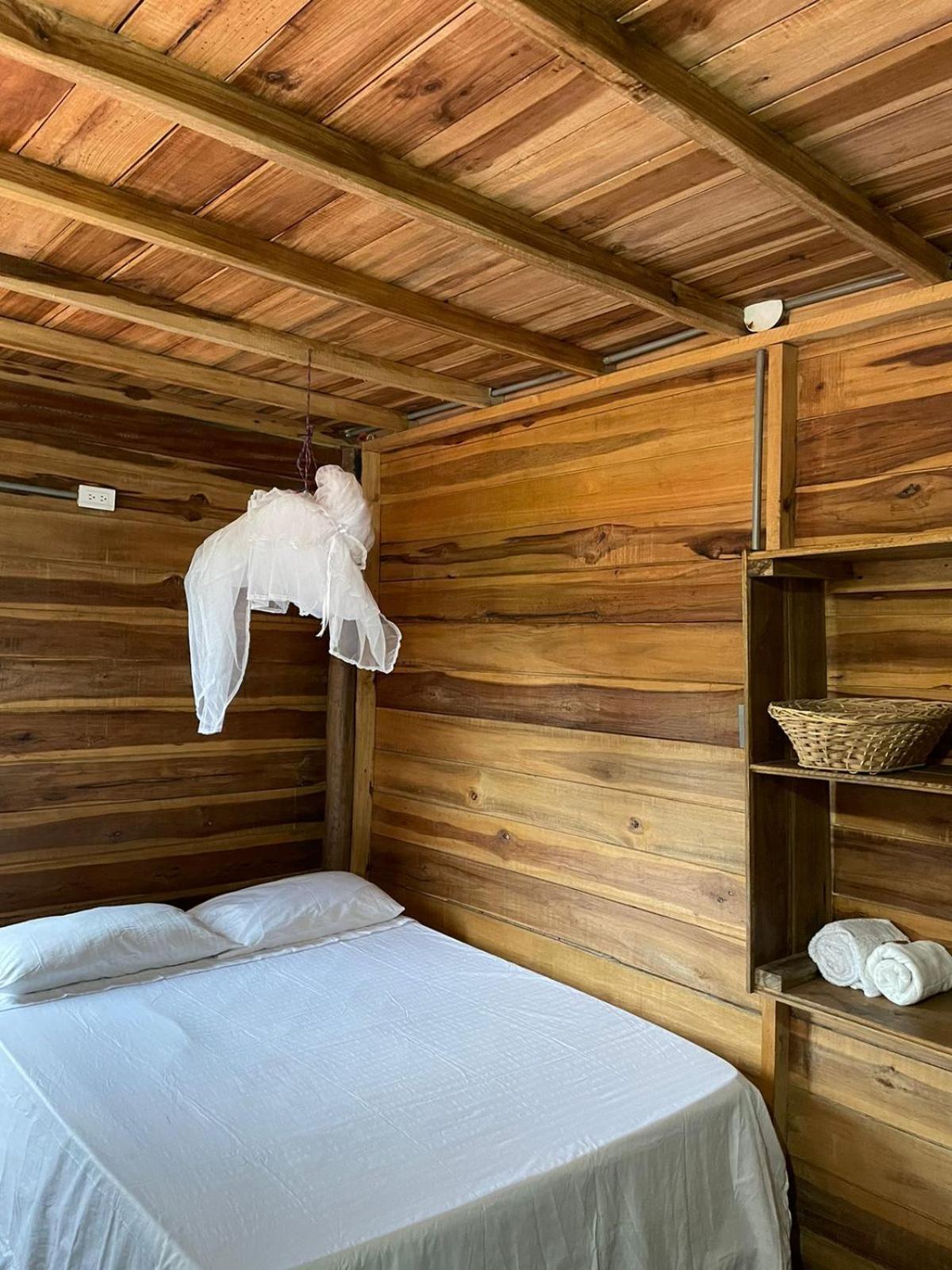 The Mompe Beach Hostal La Poza Ngoại thất bức ảnh