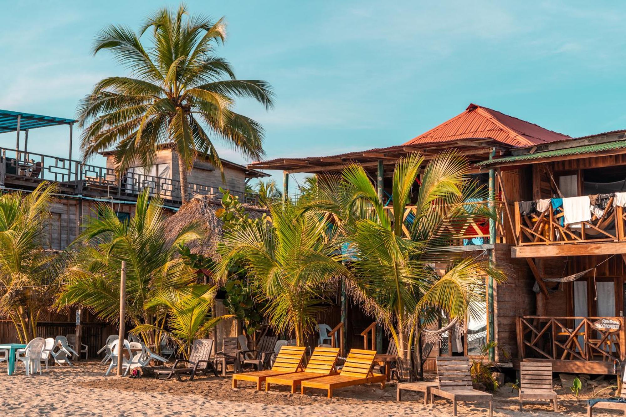 The Mompe Beach Hostal La Poza Ngoại thất bức ảnh